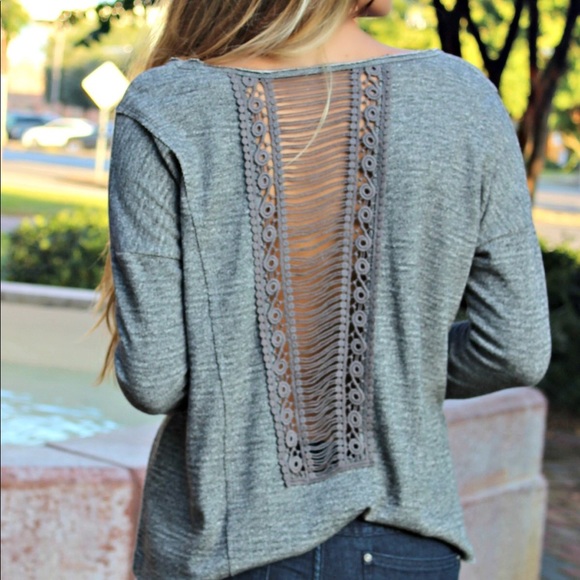 NWT Winding Road Top, Gray (Size XS) - Picture 4 of 5